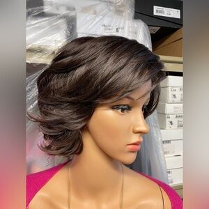 NWT dark brown wig deep side part medium brunette wavy natural real short hair